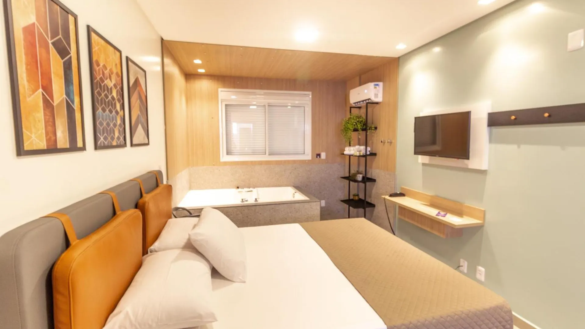 Hotel & Pousada Favareto Флорианополис 4*,